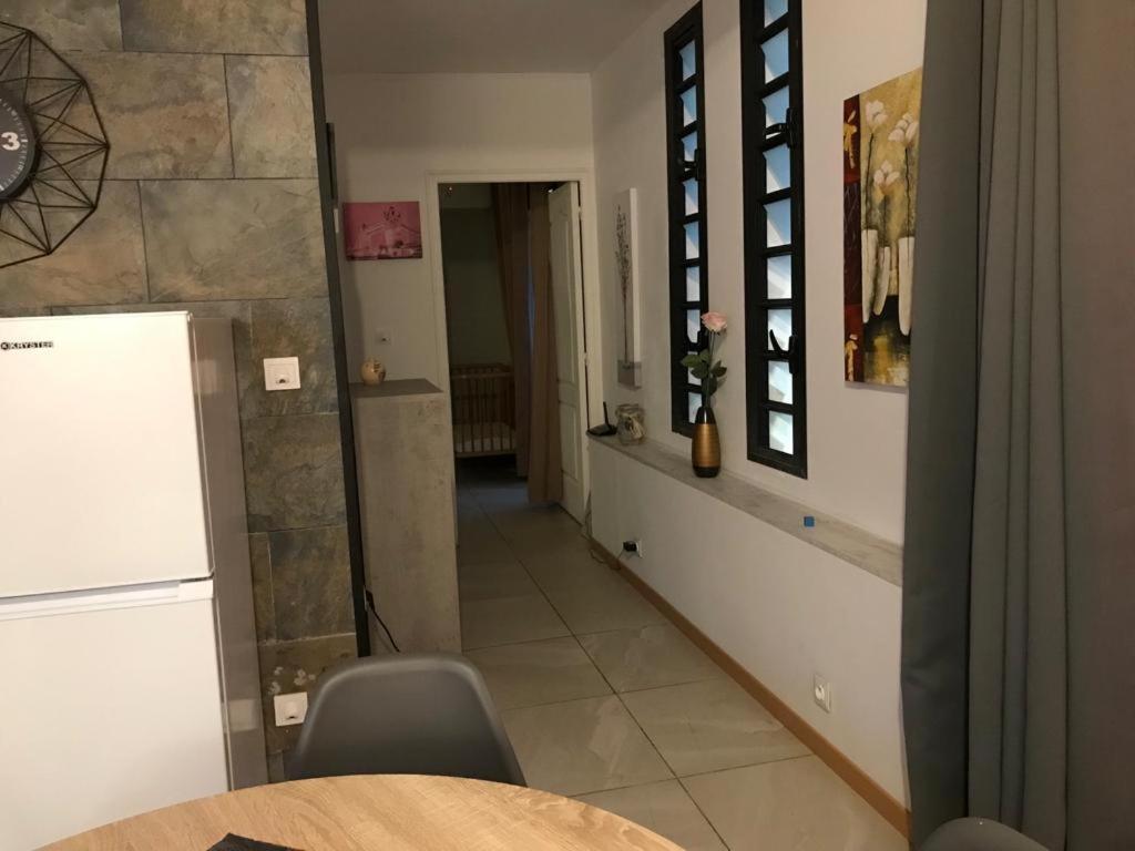 Nicole Residence Avec Piscine Chauffee & Jacuzzi Saint-André Zewnętrze zdjęcie
